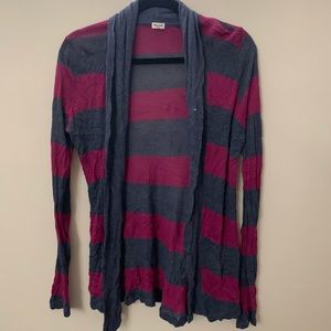 Splendid gray/pink cardigan